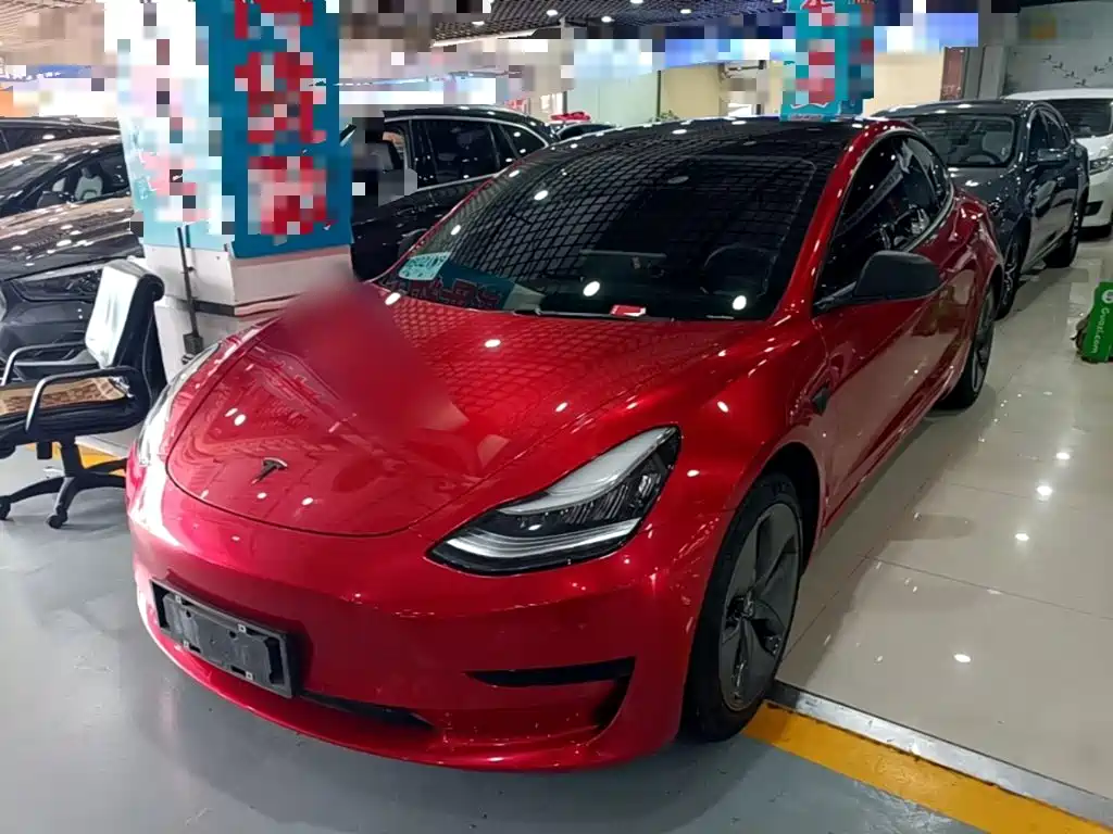 Tesla Model 3 — миниатюра 2