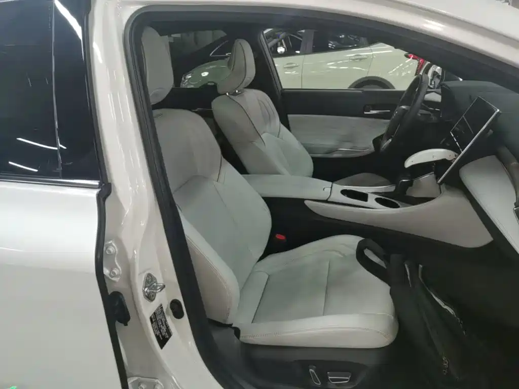 Toyota Avalon — миниатюра 25