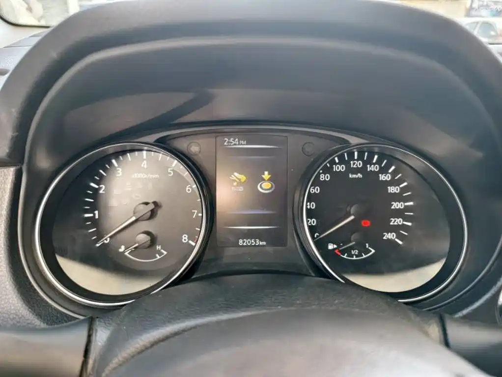 Nissan Qashqai — миниатюра 8