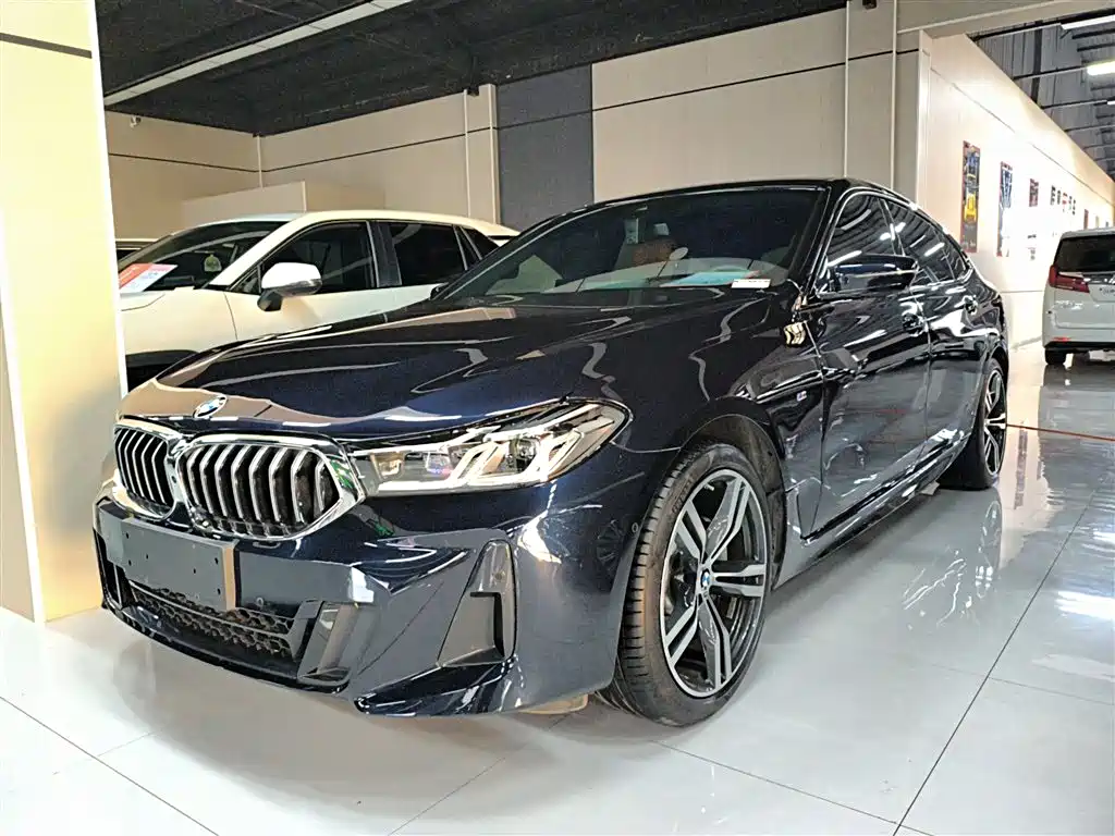 BMW 6 Series GT 2025