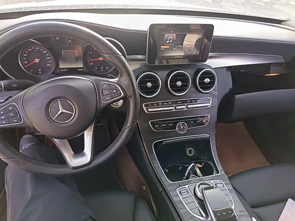 Mercedes-Benz C-Class — миниатюра 10