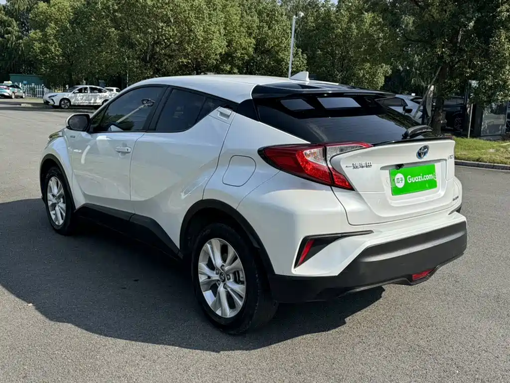 Toyota IZOA — миниатюра 14