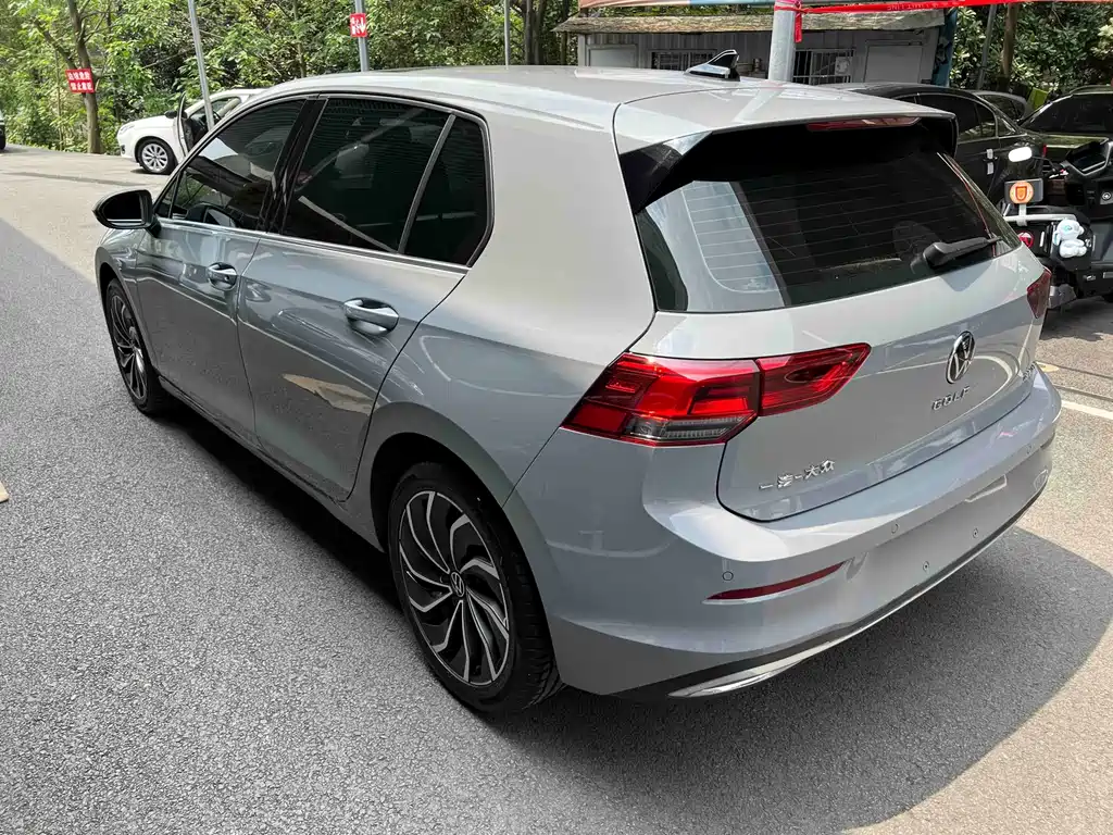 Volkswagen Golf — миниатюра 12