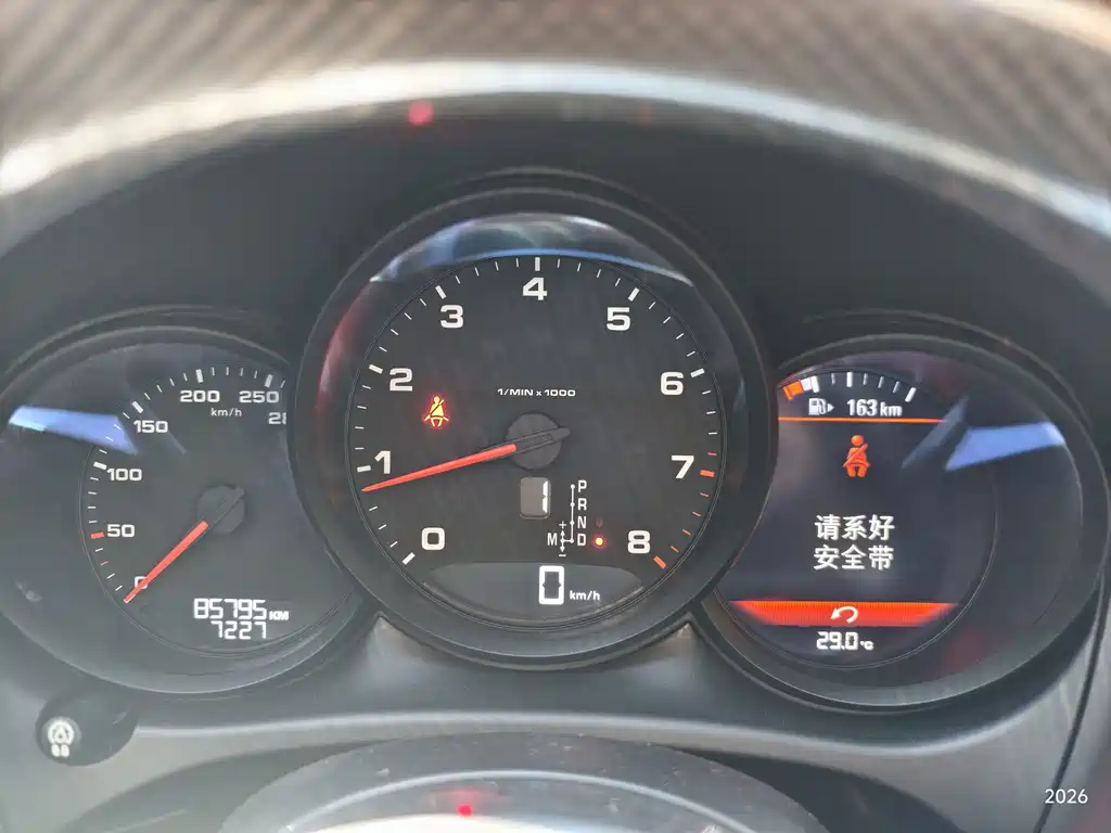 Porsche Macan — миниатюра 14