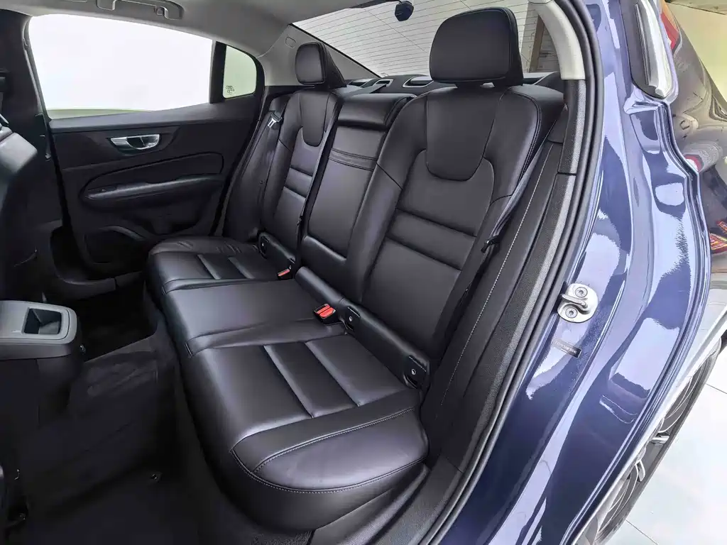 Volvo S60 — миниатюра 16