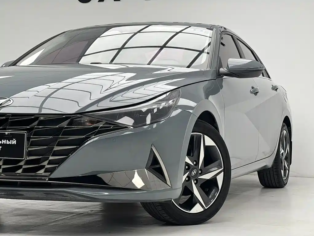 Hyundai Elantra — миниатюра 4