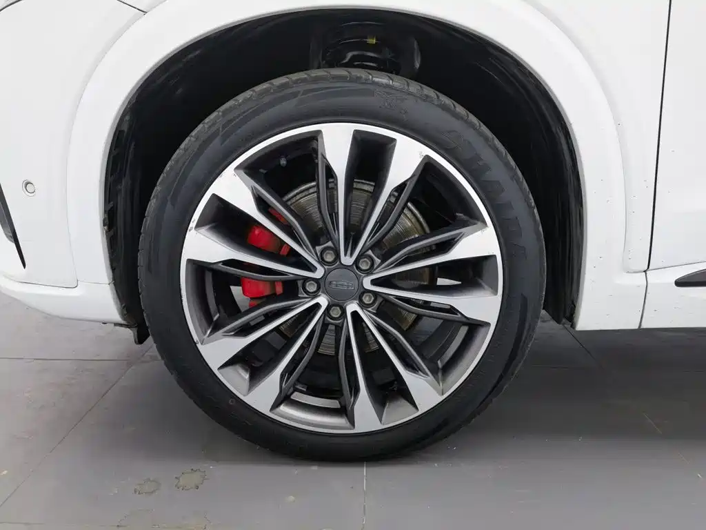 Geely Xingyue — миниатюра 17