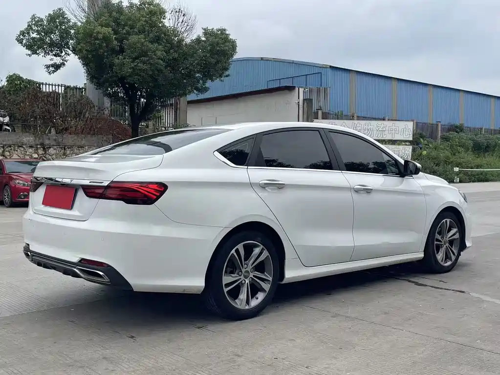 Geely Binrui — миниатюра 9
