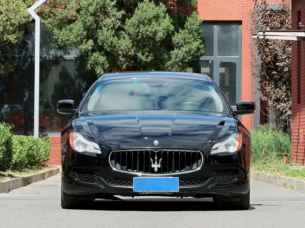 Maserati Quattroporte — миниатюра 2