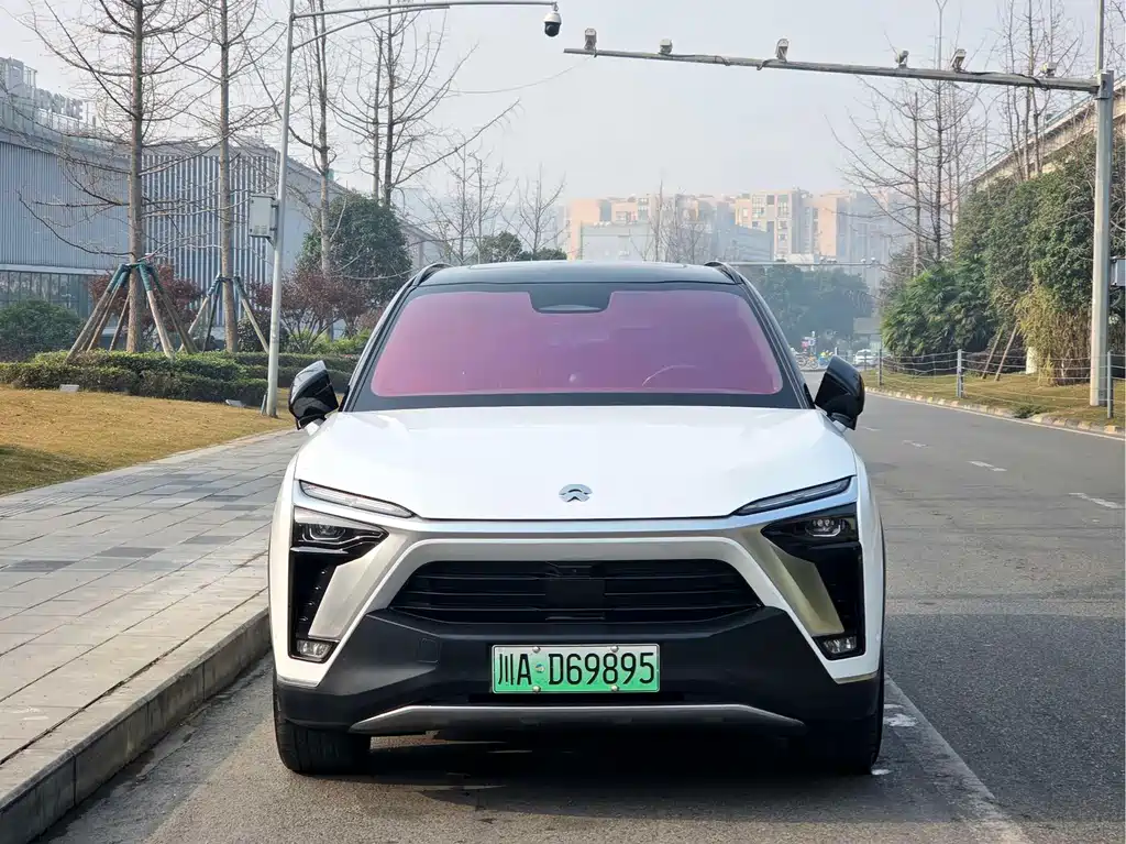 NIO NIO ES8