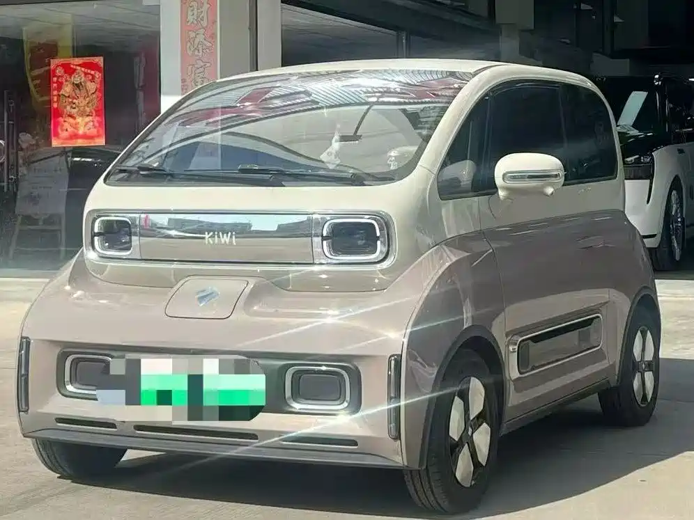 BAOJUN KIWI EV