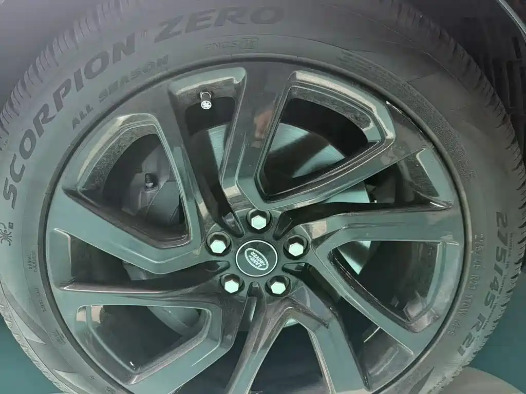 Land Rover Discovery 2021 360PS R-Dynamic SE