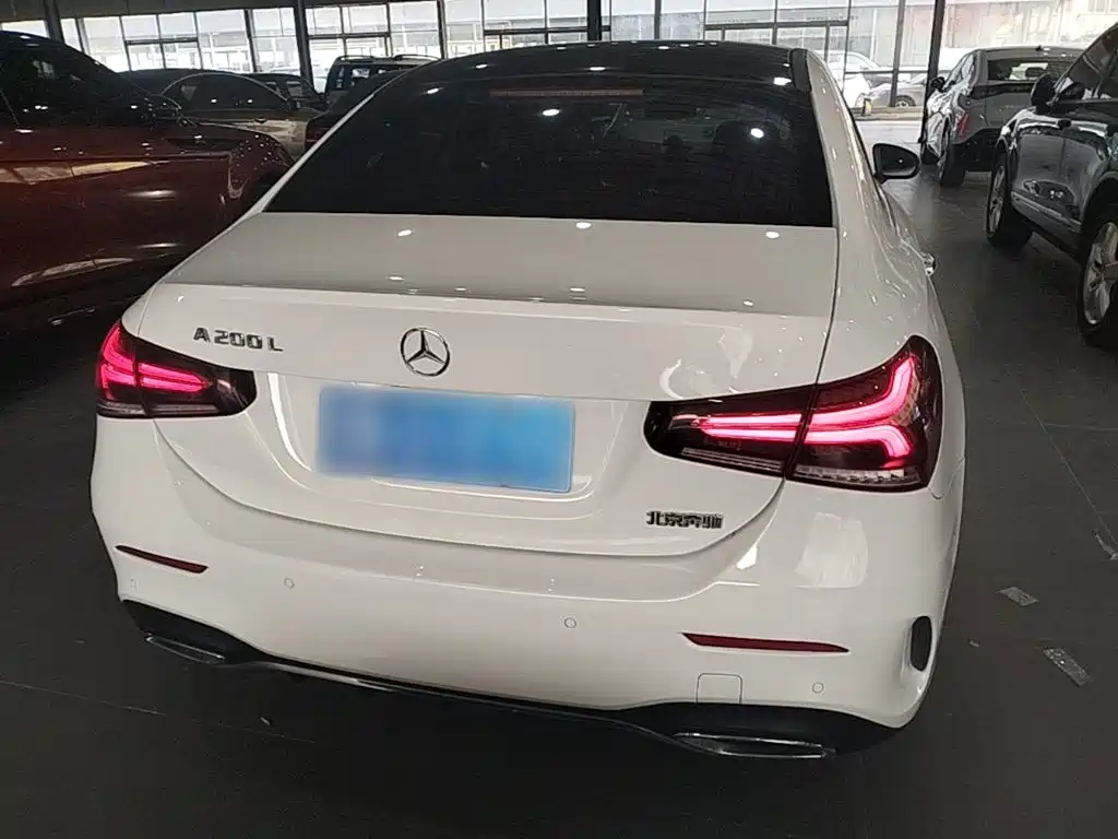 Mercedes-Benz A-Class — миниатюра 6