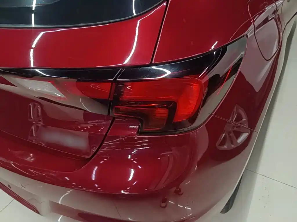 Buick Verano — миниатюра 8