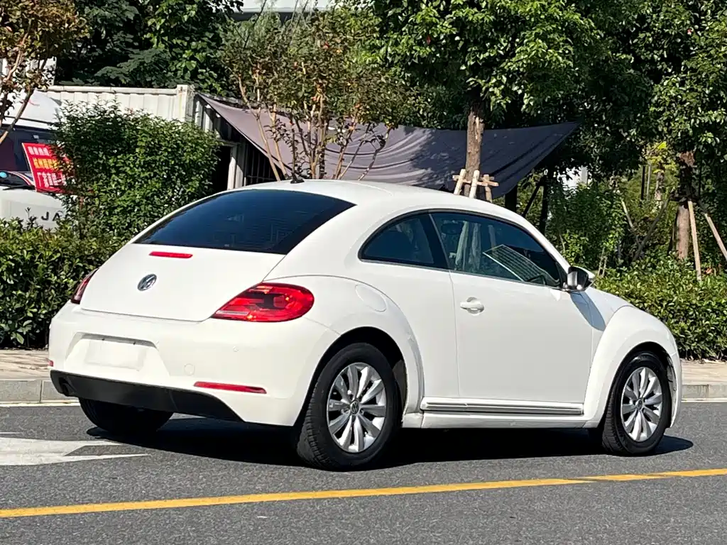 Volkswagen Beetle — миниатюра 5
