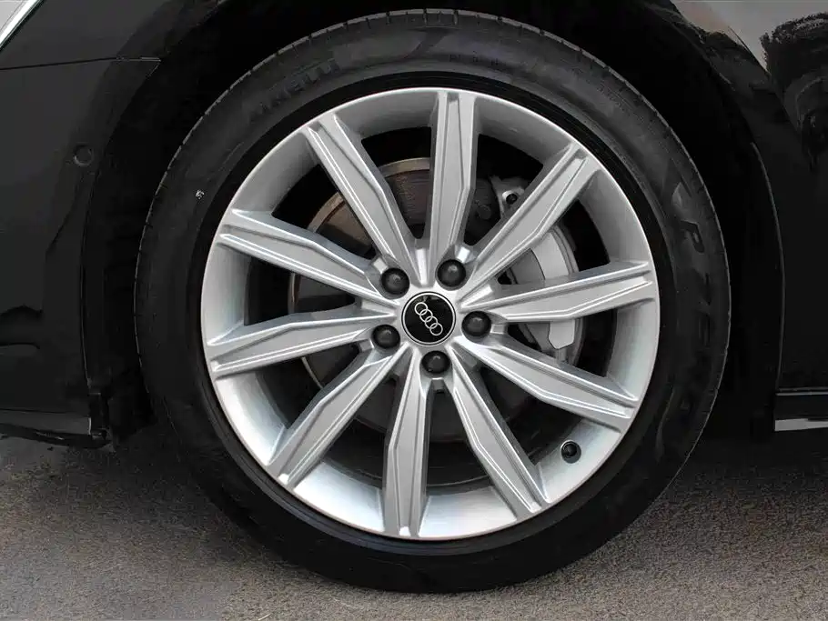 Audi A6L — миниатюра 9