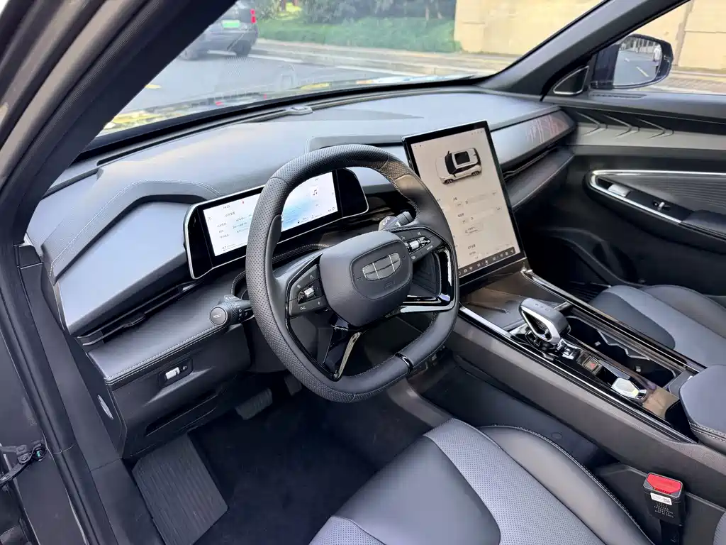 Geely Boyue — миниатюра 15