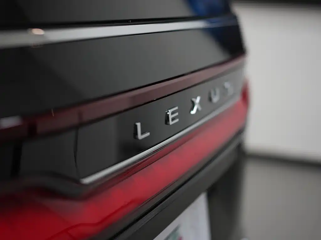 Lexus LM — фотографии объявления, Фото 22