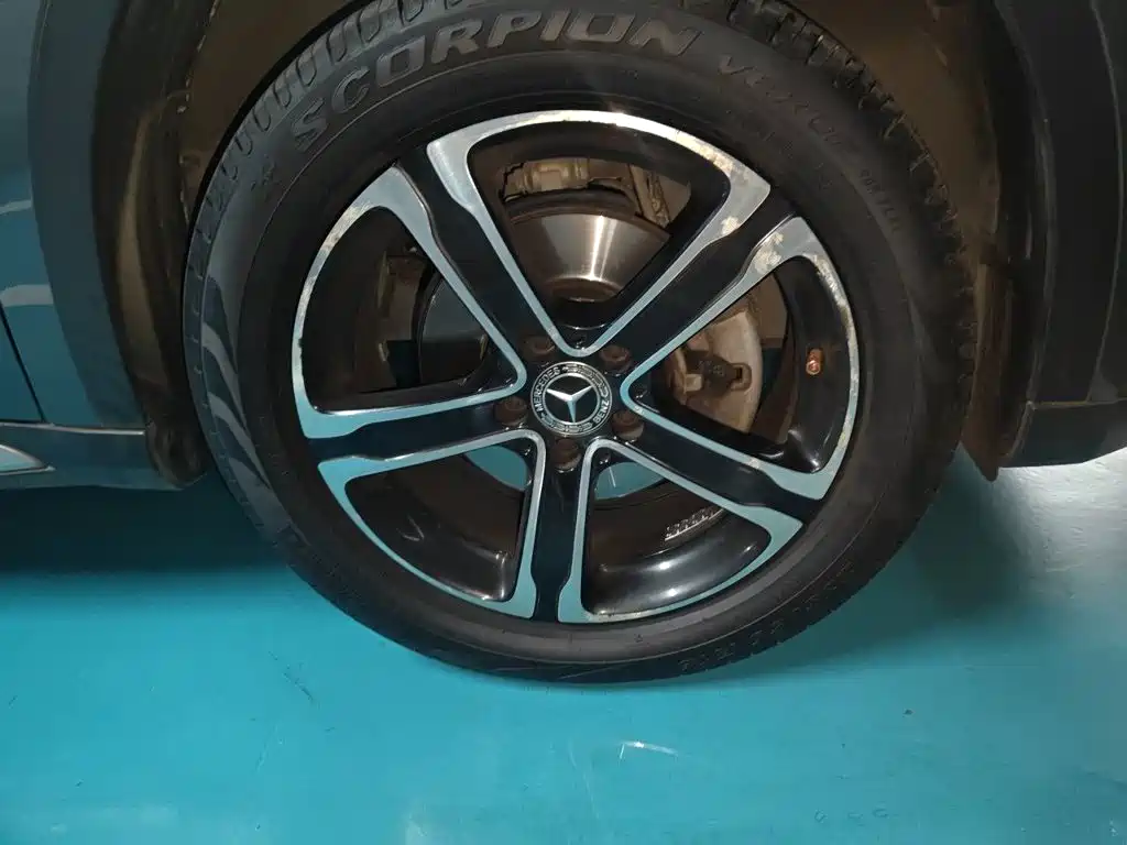 Mercedes-Benz GLA — миниатюра 24