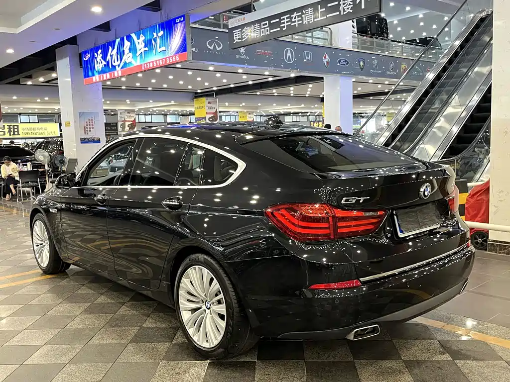 BMW 5 Series GT — миниатюра 5