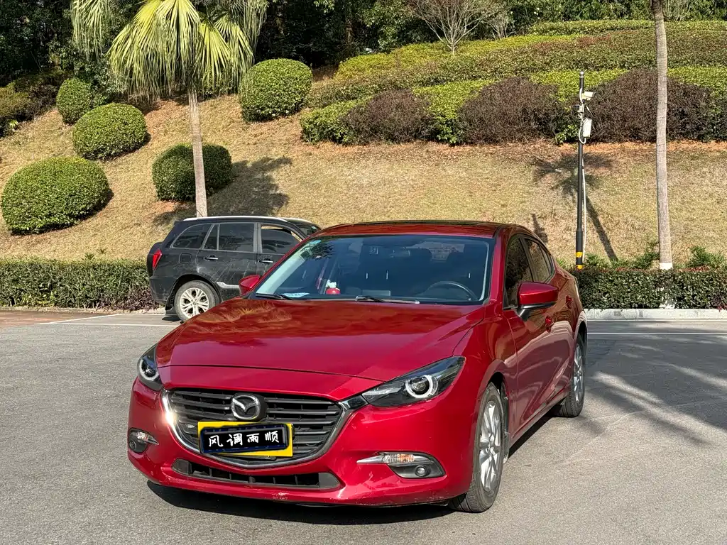 Mazda 3 Axela 2019