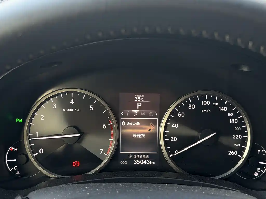 Lexus NX — миниатюра 11