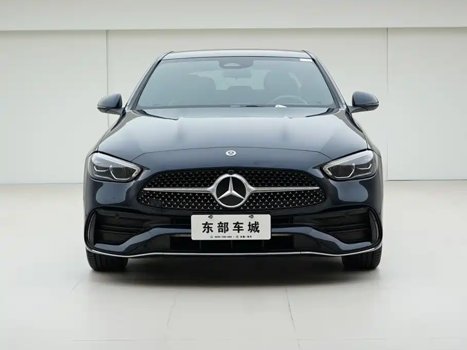 Mercedes-Benz C-Class — миниатюра 2