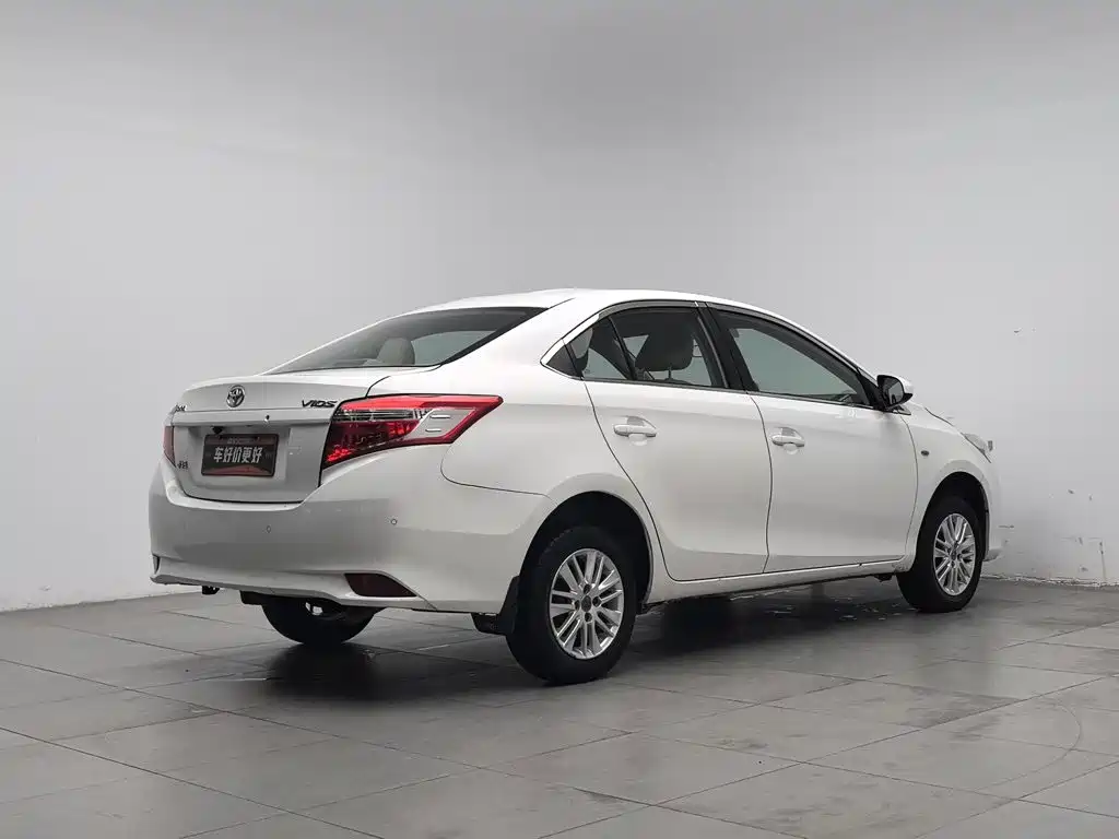 Toyota Vios — миниатюра 2