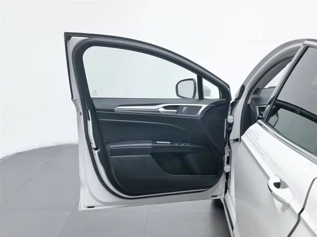 Ford Mondeo 2017 EcoBoost 180 Fashion