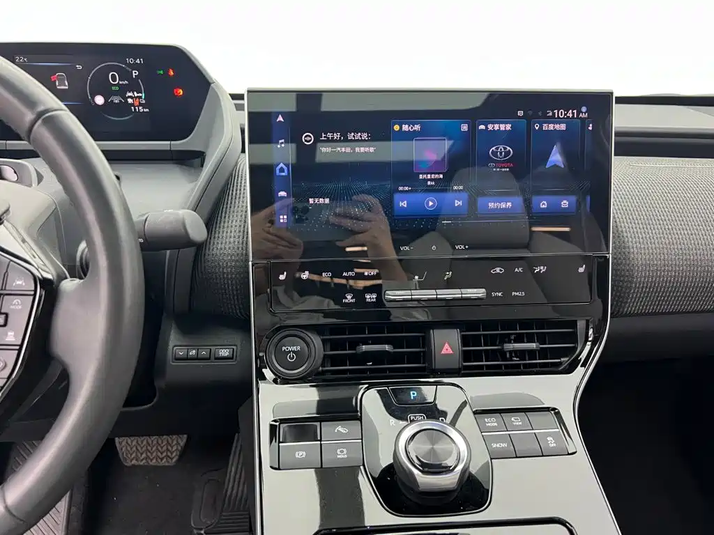 Toyota bZ4X — миниатюра 12
