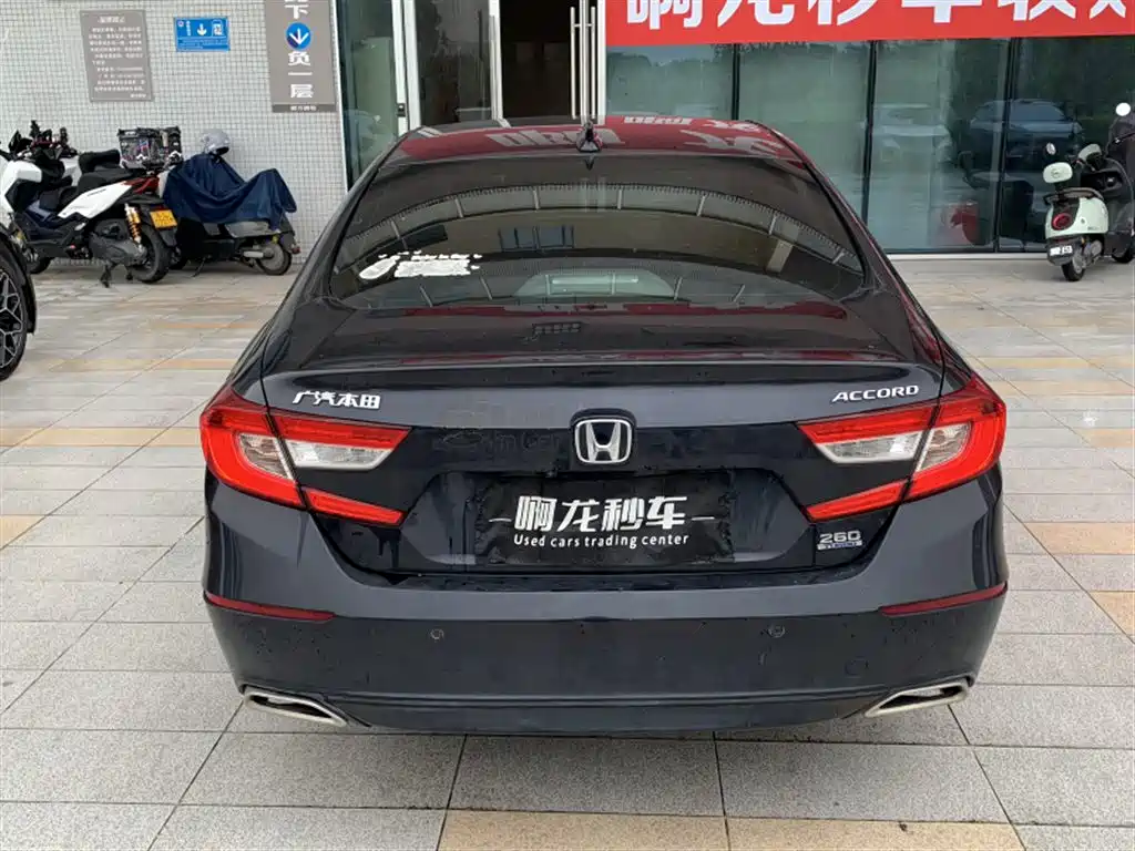 Honda Accord — миниатюра 6