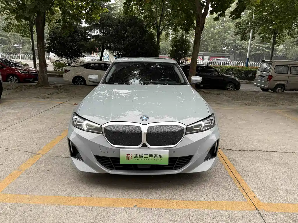 BMW i3 — миниатюра 4
