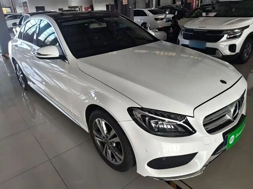 Mercedes-Benz C-Class — миниатюра 4