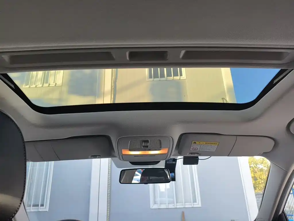 Roewe i5 — миниатюра 9