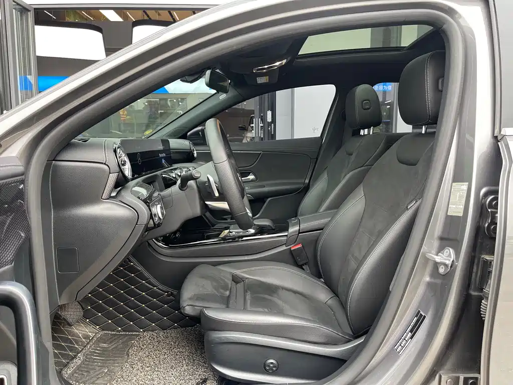 MERCEDES-BENZ A CLASS