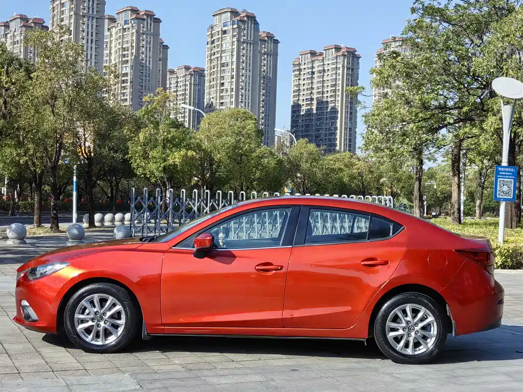 MAZDA 3 ANGKESAILA