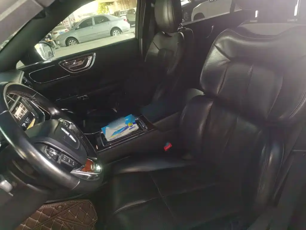 Lincoln Continental — миниатюра 8