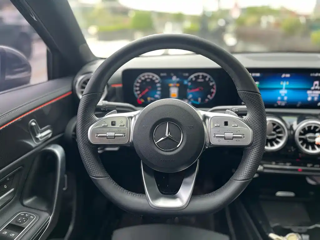 MERCEDES-BENZ A CLASS