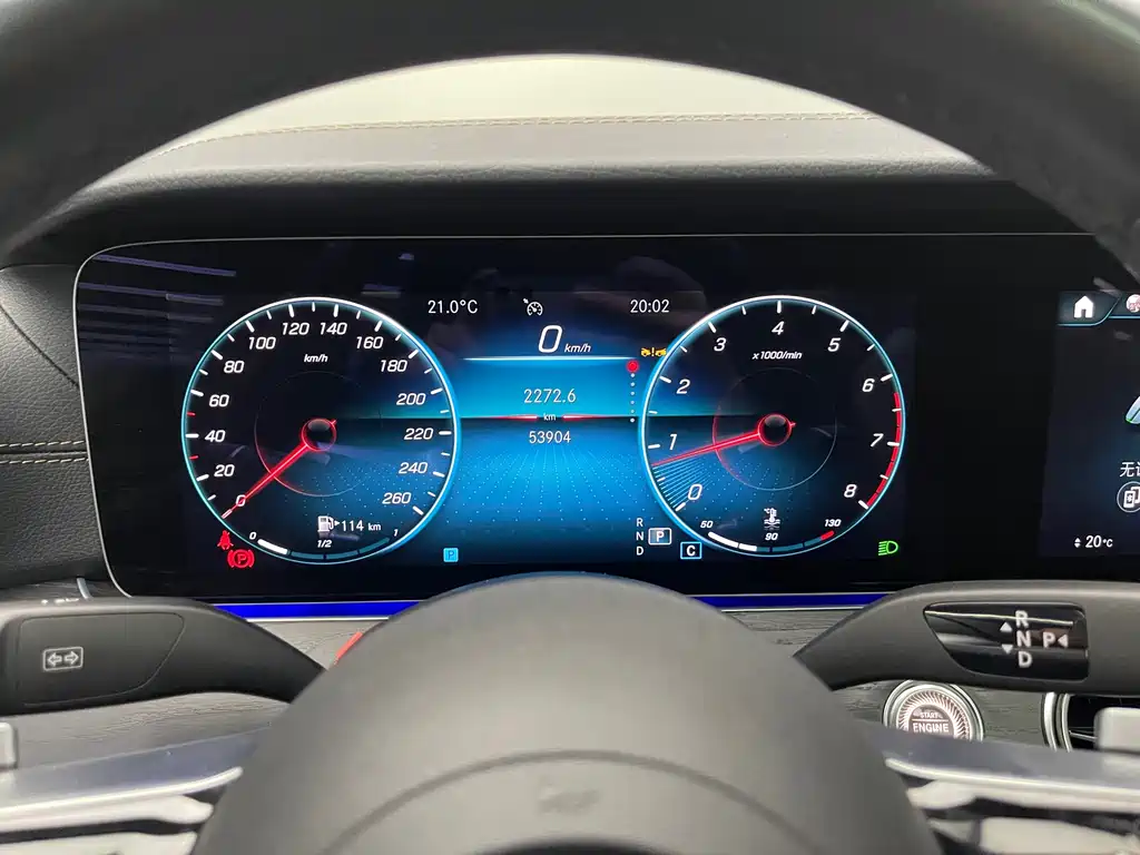 MERCEDES-BENZ E CLASS