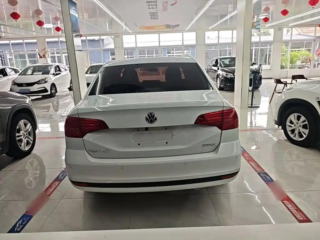 Volkswagen Bora — миниатюра 6