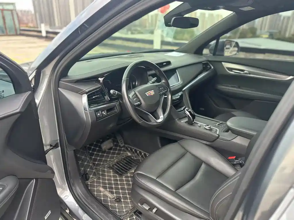 Cadillac XT6 — миниатюра 3