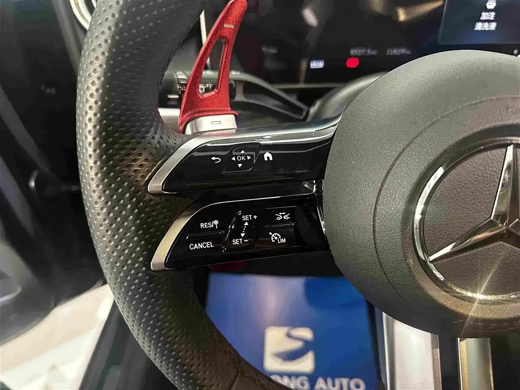 Mercedes-Benz GLC — миниатюра 9