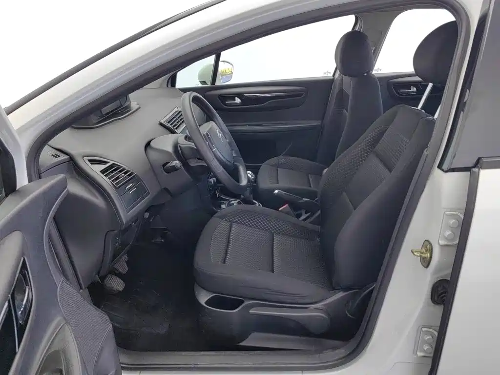 Citroen C-Quatre — миниатюра 10