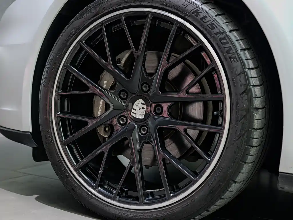 Porsche Panamera — миниатюра 11