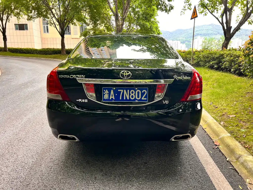 Toyota Crown 2010 3.0L Royal Saloon