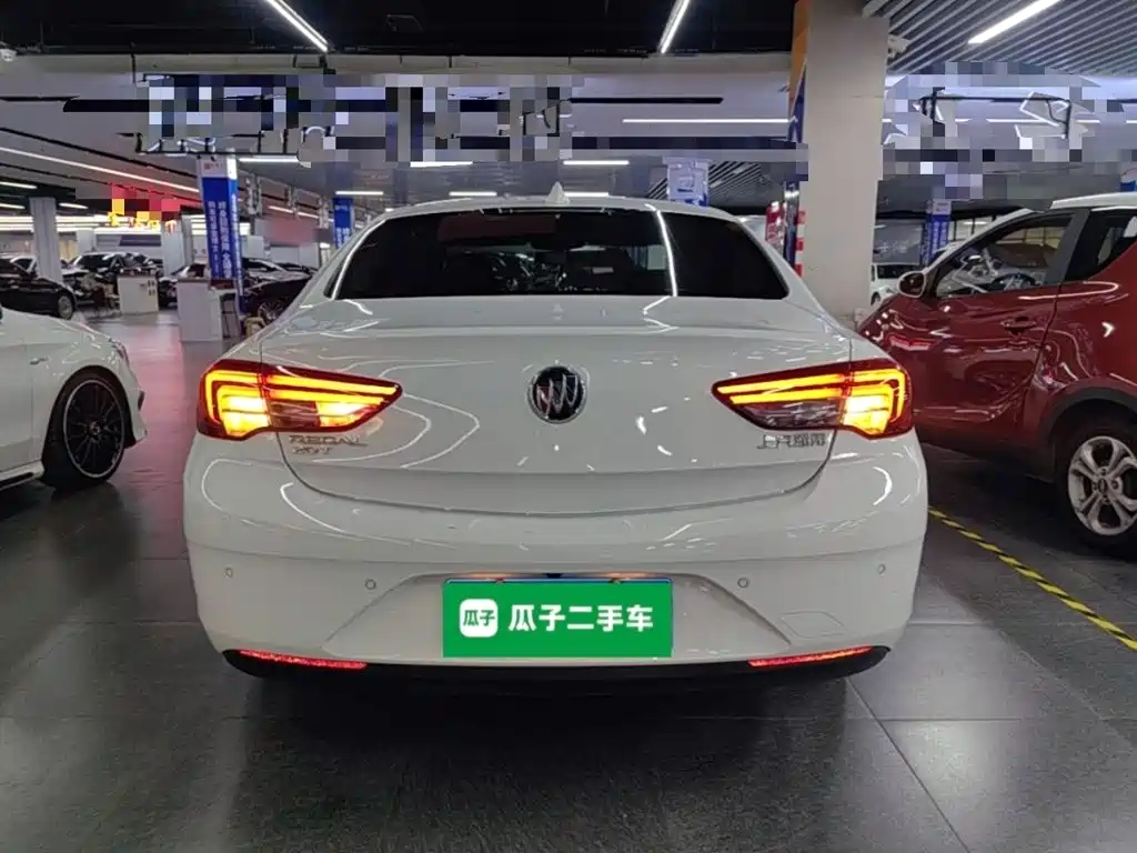 Buick Regal — миниатюра 6