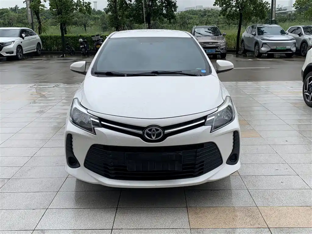 Toyota Vios — миниатюра 2
