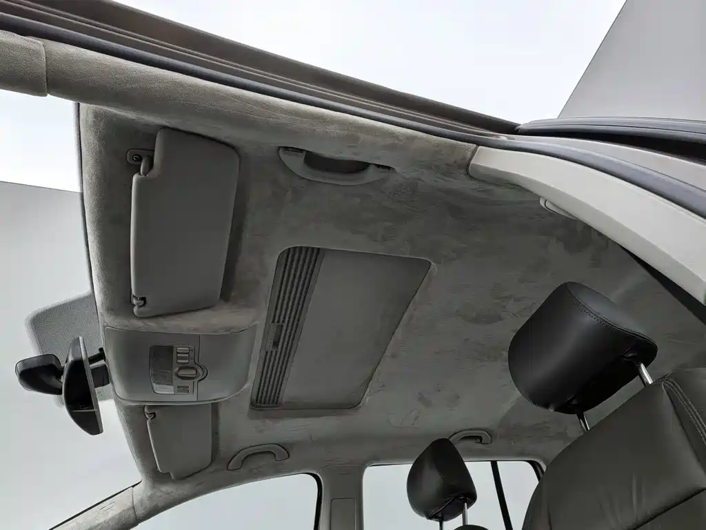 Volkswagen Touran — миниатюра 14