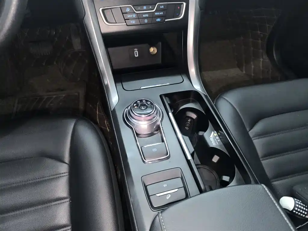 Ford Mondeo New Energy — миниатюра 10