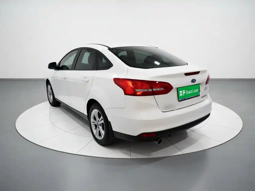 Ford Focus — миниатюра 4